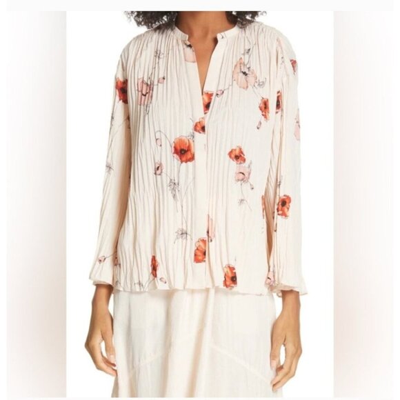 Vince Pale Blush Tossed Poppy Pleated Blouse Size Large Top 3/4 Sleeve Floral - Picture 1 of 12